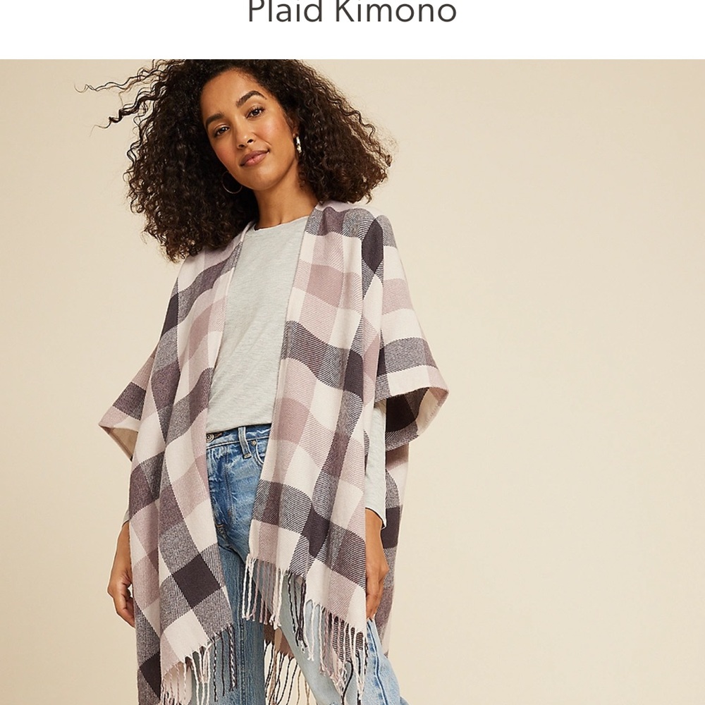 Maurice’s plaid kimono- new in package